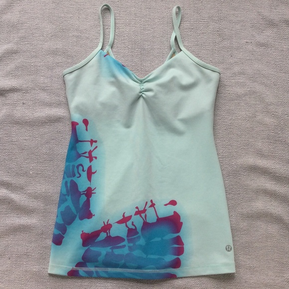 Lululemon tank size 6
